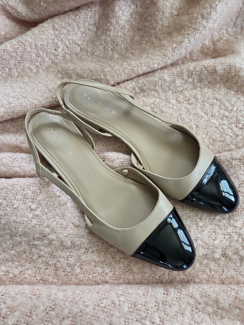 Marc Fisher Beige & Black Cap Toe Slingback Flats - Picture 2 of 6